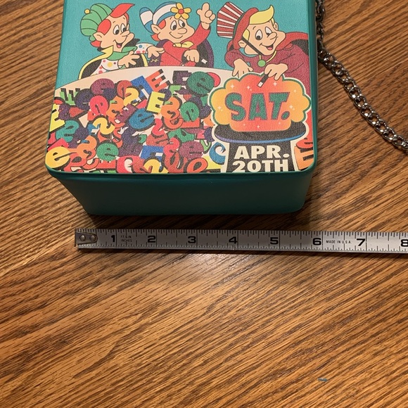 Dolls Kill Rave Krispies Purse - Picture 6 of 7